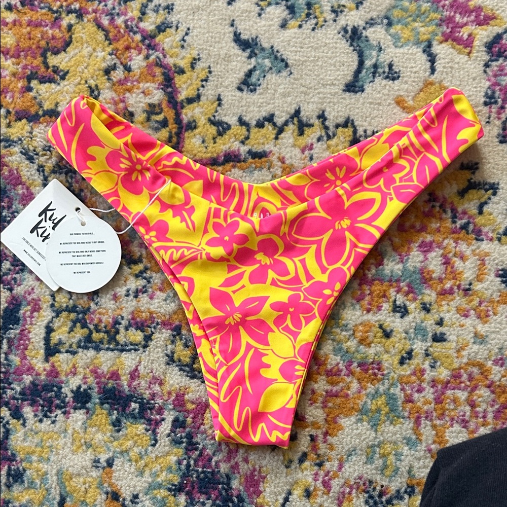 Kulani kinis pink lemonade Vibrant Floral Bikini Bottom